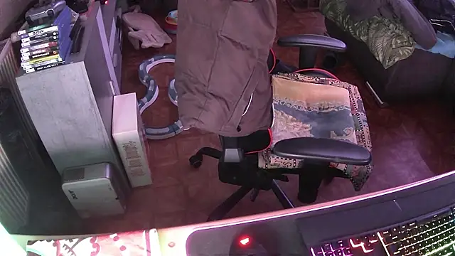 Snapshot of DerGeileLoveboy chatting on November 29, 4:21 pm DerGeileLoveboy online show from November 29, 4:21 pm