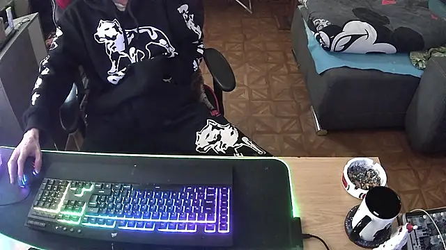 Snapshot of DerGeileLoveboy chatting on January 15, 12:21 pm DerGeileLoveboy online show from January 15, 12:21 pm