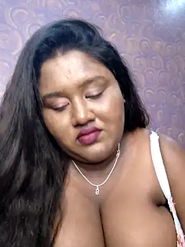 Snapshot of horny_diana chatting on May 21, 5:31 pm horny diana online show from May 21, 5:31 pm