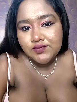 Snapshot of horny_diana chatting on June 18, 4:44 pm horny diana online show from June 18, 4:44 pm