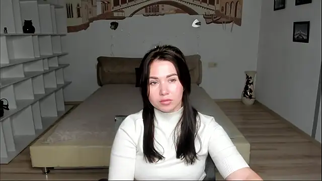 Snapshot of LizaTomson chatting on November 12, 8:48 am LizaTomson online show from November 12, 8:48 am