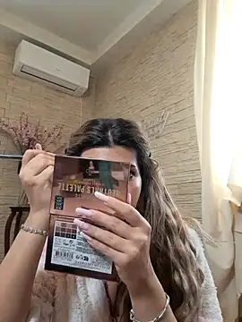 Bella Posh online show from February 23, 7:50 am