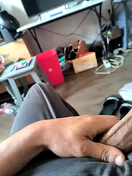 Aloxix online show from October 2, 8:10 am