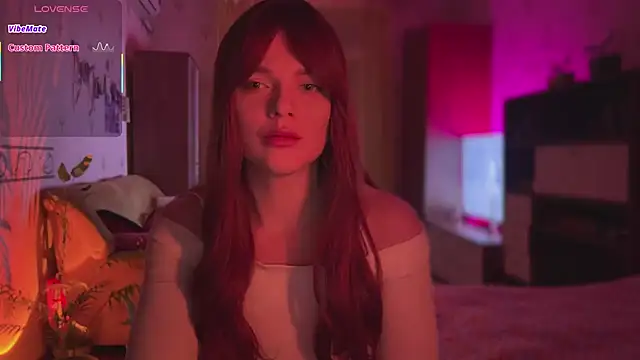 CherryRed Girl online show from March 2, 10:49 pm