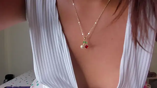 Snapshot of violett_24_ chatting on September 8, 10:42 pm violett 24 online show from September 8, 10:42 pm