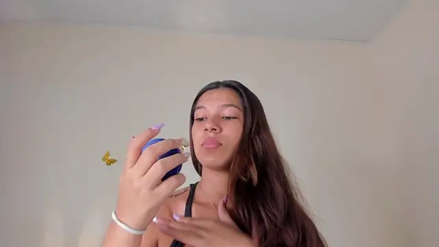 violett 24  online show from November 4, 7:02 pm