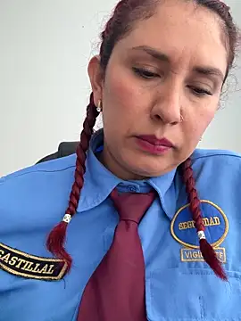Megan-01- online show from April 29, 12:31 pm