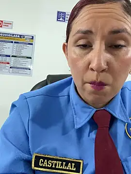 Snapshot of Megan-01- chatting on May 7, 1:38 pm Megan-01- online show from May 7, 1:38 pm