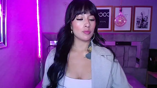 Isabella Collen v online show from March 19, 12:34 pm