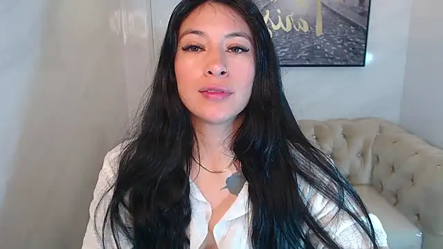 Snapshot of Isabella_Collen_v chatting on May 23, 1:04 pm Isabella Collen v online show from May 23, 1:04 pm