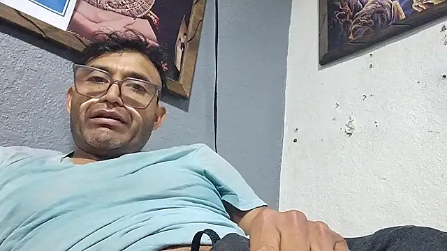 Mrpito7878 online show from March 9, 3:05 pm