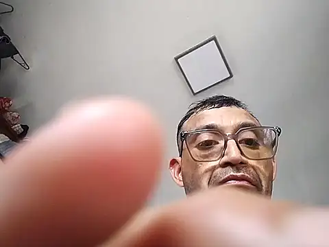 Mrpito7878 online show from July 24, 7:56 pm