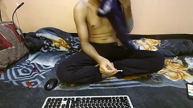 rahulkajuuu0909 online show from December 1, 10:26 pm