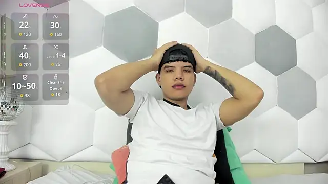 Snapshot of Axel_Forte chatting on October 15, 1:22 pm Axel Forte online show from October 15, 1:22 pm