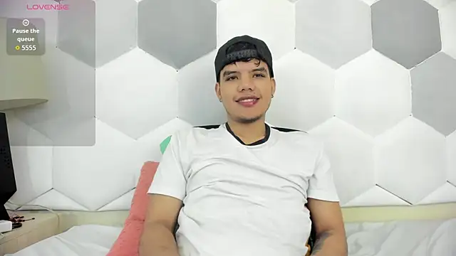 Snapshot of Axel_Forte chatting on October 21, 1:12 pm Axel Forte online show from October 21, 1:12 pm