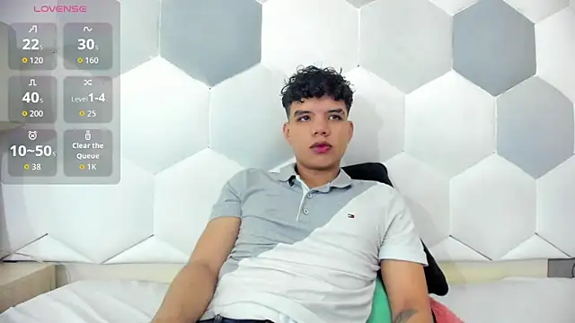 Snapshot of Axel_Forte chatting on November 1, 1:24 pm Axel Forte online show from November 1, 1:24 pm