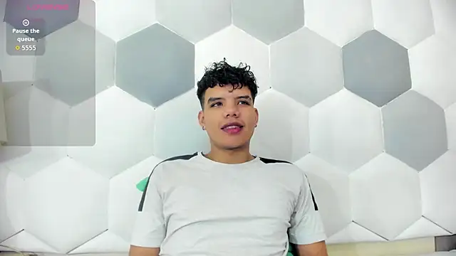 Snapshot of Axel_Forte chatting on November 3, 1:23 pm Axel Forte online show from November 3, 1:23 pm