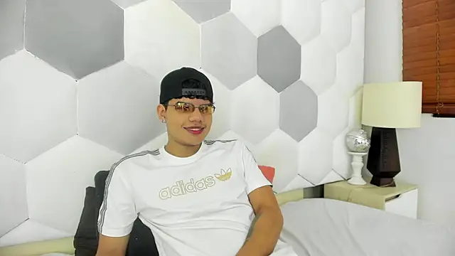 Axel Forte online show from January 8, 1:35 pm