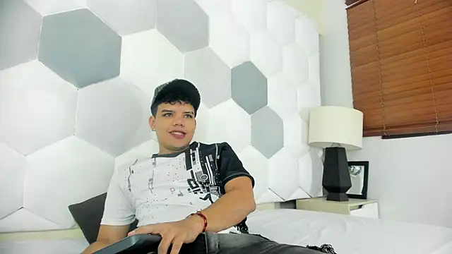 Axel Forte online show from April 29, 2:10 pm