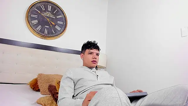 Axel Forte online show from May 30, 2:03 pm