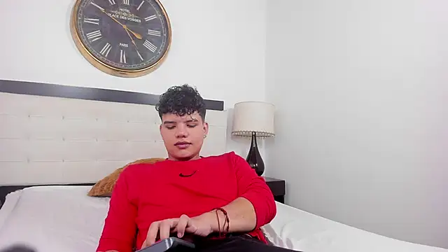 Axel Forte online show from June 17, 2:18 pm