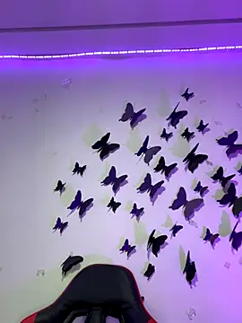 Luna kitty online show from November 28, 5:59 pm