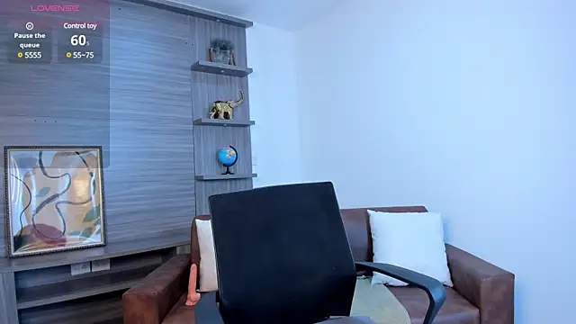 Ivaannaa  online show from March 5, 11:28 am