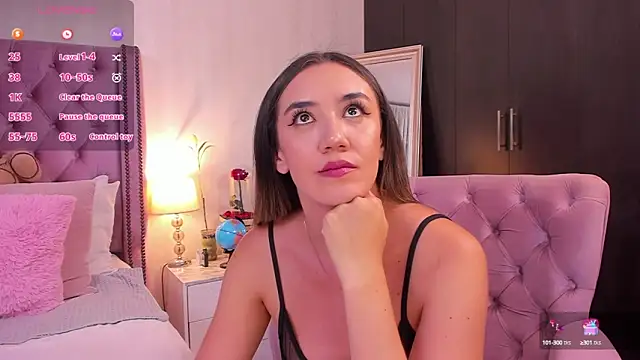 natashaleightt online show from September 23, 12:57 am