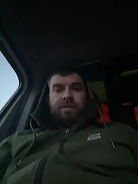 Snapshot of daniel21p chatting on February 28, 6:43 am daniel21p online show from February 28, 6:43 am