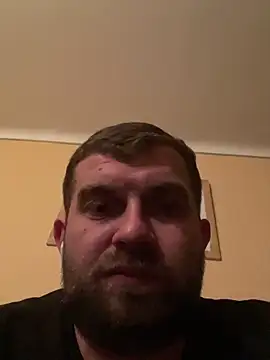 Snapshot of daniel21p chatting on March 1, 9:26 pm daniel21p online show from March 1, 9:26 pm