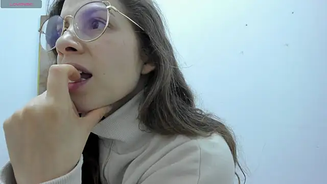 Snapshot of jessyegoldenn chatting on September 24, 11:52 pm jessyegoldenn online show from September 24, 11:52 pm