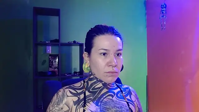 Snapshot of Pandora_9666 chatting on May 15, 4:36 pm Pandora 9666 online show from May 15, 4:36 pm