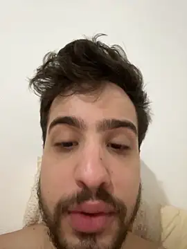 Snapshot of zJaulin chatting on November 17, 11:05 am zJaulin online show from November 17, 11:05 am