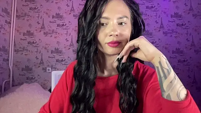 Just Scarlet  online show from September 25, 1:48 pm