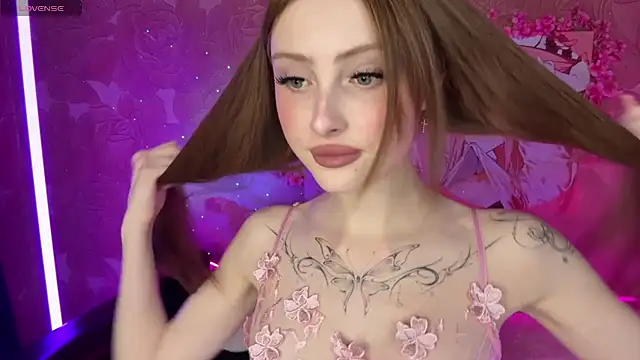 Snapshot of Adele_kawaii chatting on October 28, 8:40 am Adele kawaii online show from October 28, 8:40 am