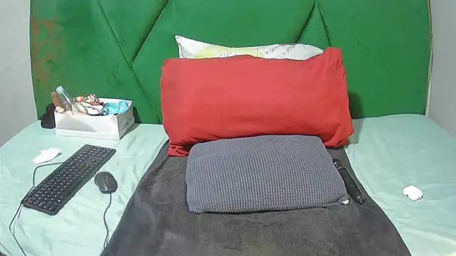 tasha97x online show from June 14, 4:47 am