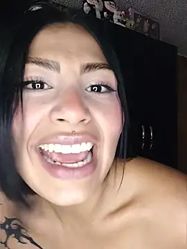 Kylie brazt online show from May 1, 2:38 am