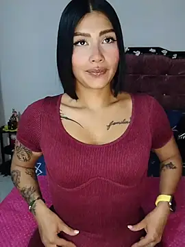 Snapshot of Kylie_brazt chatting on May 7, 3:23 am Kylie brazt online show from May 7, 3:23 am