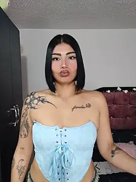 Snapshot of Kylie_brazt chatting on June 9, 3:51 am Kylie brazt online show from June 9, 3:51 am