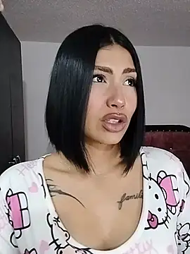 Snapshot of Kylie_brazt chatting on July 31, 6:24 am Kylie brazt online show from July 31, 6:24 am