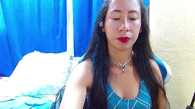Snapshot of Gia_leinn chatting on June 19, 3:49 pm Gia leinn online show from June 19, 3:49 pm