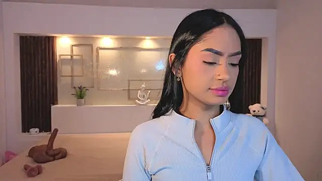 ChloeMoon9 online show from October 27, 12:42 pm