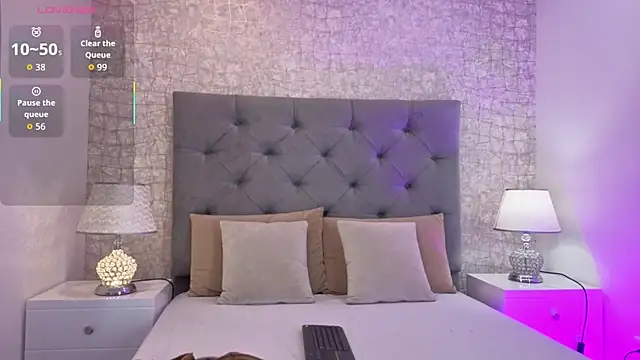 ChloeMoon9 online show from February 19, 10:22 am