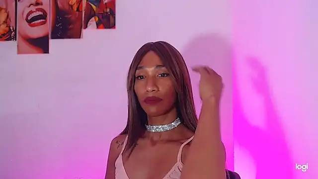 red veltet online show from October 14, 7:03 pm