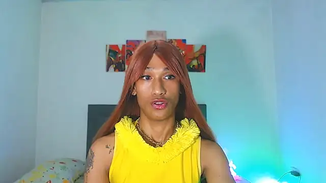 Snapshot of red_veltet chatting on June 6, 11:53 pm red veltet online show from June 6, 11:53 pm