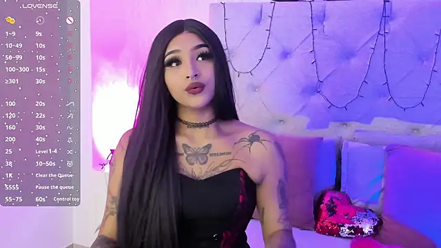 Snapshot of goth_tasha chatting on December 4, 7:22 pm goth tasha online show from December 4, 7:22 pm