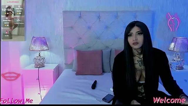 Snapshot of goth_tasha chatting on May 2, 12:43 pm goth tasha online show from May 2, 12:43 pm