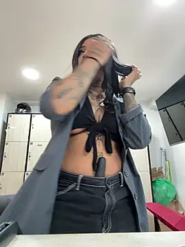 Snapshot of goth_tasha chatting on June 9, 12:50 pm goth tasha online show from June 9, 12:50 pm