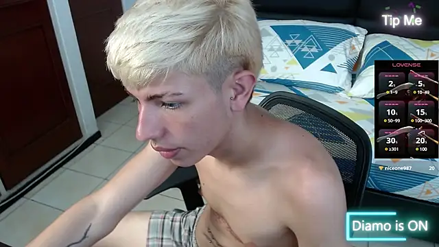 matteo foxx online show from March 3, 10:10 pm