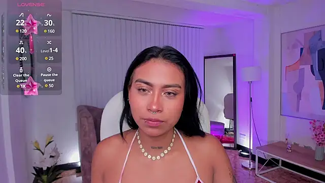 Snapshot of Ivyy_Moon_ chatting on March 19, 12:59 am Ivyy Moon online show from March 19, 12:59 am